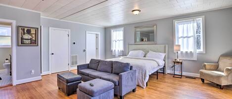 House (3 Bedrooms) | Interior