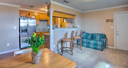 Remodeled Ranch Apt in Sanger: 12 Mi to Lake!