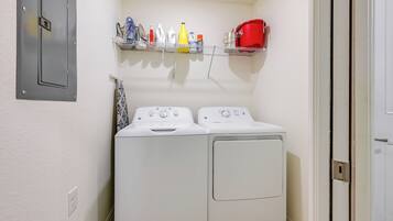 Apartment (3 Bedrooms) | Interior