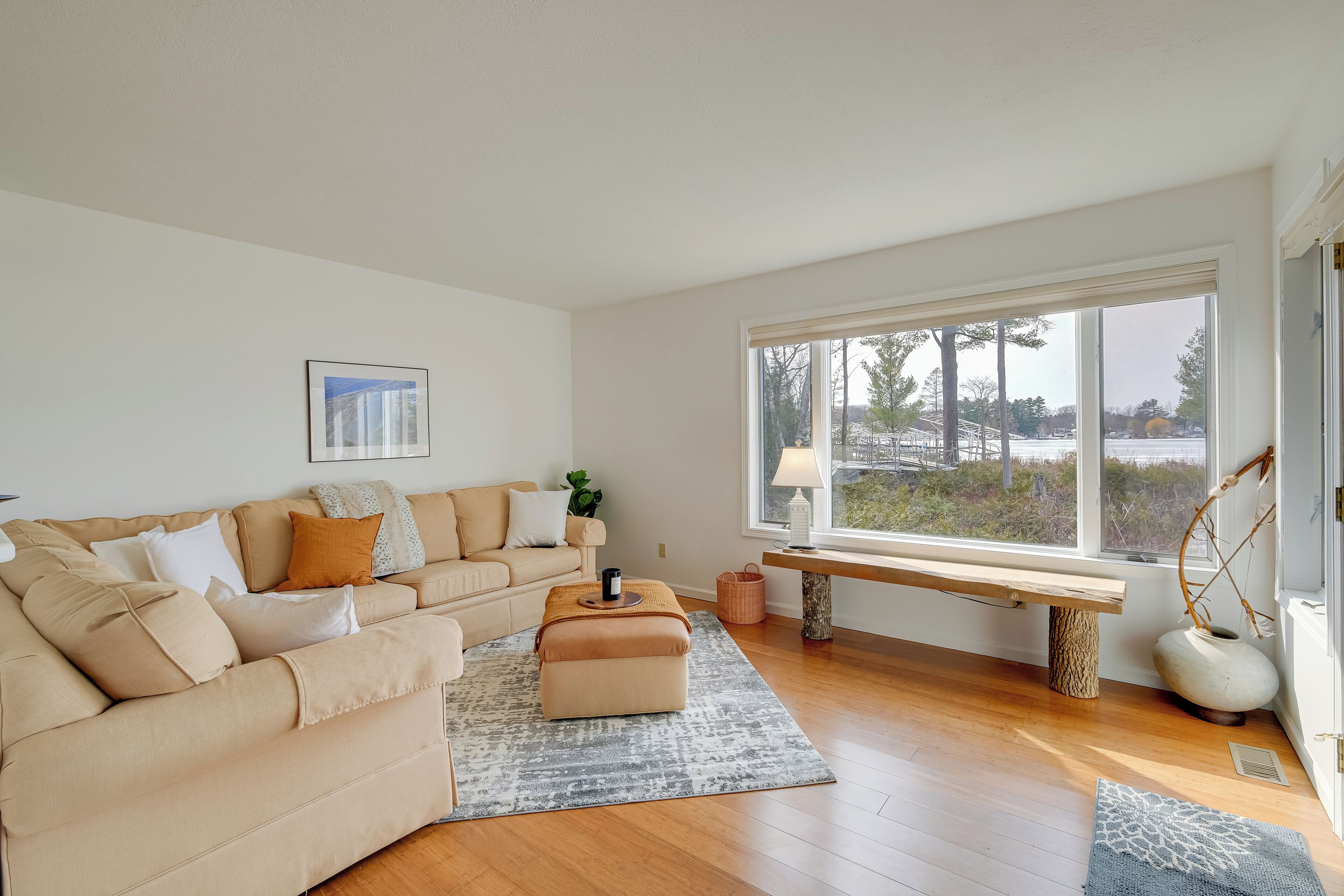 Apartment (1 Bedroom) | Interior
