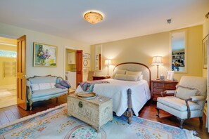 House (2 Bedrooms) | Interior - Cozy Abode w/ Yard ~ 1 Mi to Dtwn Summerville (Summerville)