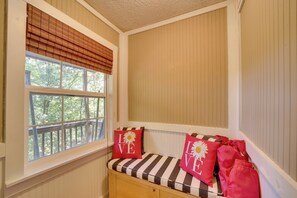 House (2 Bedrooms) | Bahagian dalam