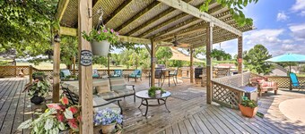 带有度假村般设施的大湖度假屋！