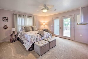 House (3 Bedrooms) | 3 bedrooms, desk, iron/ironing board, free cribs/infant beds - Grand Lake Getaway w/ Resort-like Amenities! (Grove)