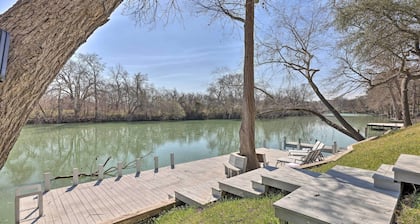Riverfront Seguin Home w/ Dock: 3 Mi to Dtwn!