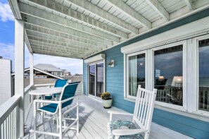 Apartment (4 Bedrooms) | Interior - Oceanfront Atlantic Beach Escape w/ Balconies (Atlantic Beach)
