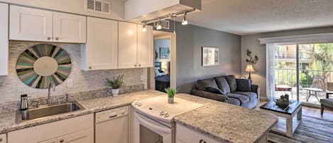 Apartment (1 Bedroom) | Interior