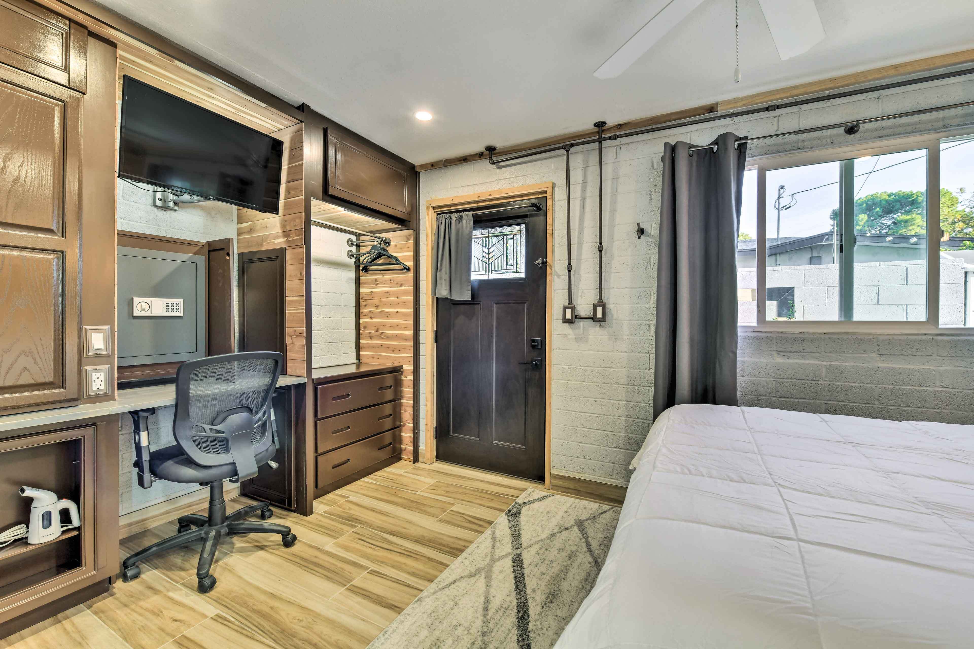 Apartment (0 Bedroom) | Interior