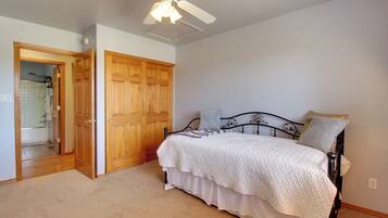 House (2 Bedrooms) | Bahagian dalam