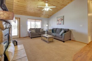 Casa (2 Bedrooms) | Interior