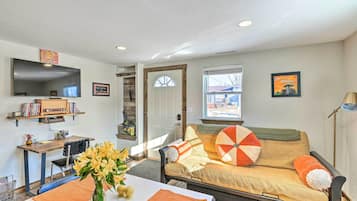 House (1 Bedroom) | Interior
