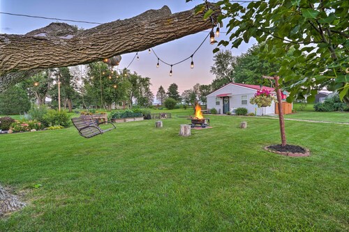 Kid-friendly House ~ 8 Mi to Cedar Rapids!