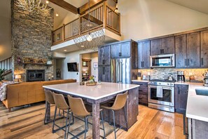 House (3 Bedrooms) | Interior - Pool Access: Cle Elum Mtn-view Cabin w/ Game Room (Cle Elum)