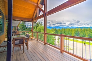 House (3 Bedrooms) | Interior - Soak, Night Ski & Explore! Cle Elum Mtn-view Cabin (Cle Elum)