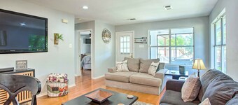 Lakefront Family Home w/ Boat Dock + Slip in Texas