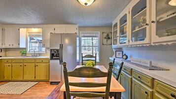 Cottage (4 Bedrooms) | Interior