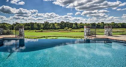 8 Mi to Dtwn: Expansive Estate in Gettysburg!