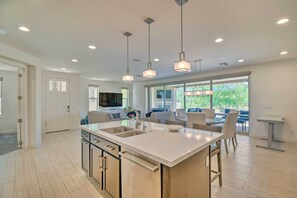 Interior - Scottsdale Condo w/ Resort-style Perks! (Scottsdale)