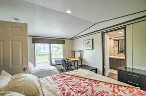 3 habitaciones, tabla de planchar con plancha y ropa de cama 