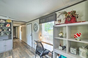 Interior - New! Sunny San Leon Getaway w/ Galveston Bay Views (Dickinson)