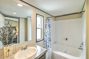 Bathtub