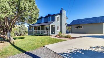 House (4 Bedrooms) | Front of property