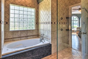 Villa (4 Bedrooms) | Interior