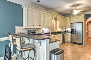 Villa (4 Bedrooms) | Interior