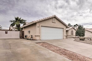 House (3 Bedrooms) | Interior - Fort Mohave Home w/ Hot Tub: 4 Mi to CO River! (Fort Mohave)