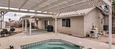 House (3 Bedrooms) | Front of property