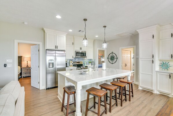 House (3 Bedrooms) | Interior - Modern Crystal Beach Escape - 225 Feet to Shore! (Port Bolivar)