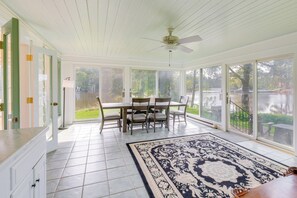 House (4 Bedrooms) | Interior - 15 Mi to Gloucester: Waterfront Mathews Home! (Mathews)