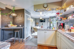 Apartment (1 Bedroom) | Interior - Central Michigan Vacation Rental Near Frankenmuth! (Clio)