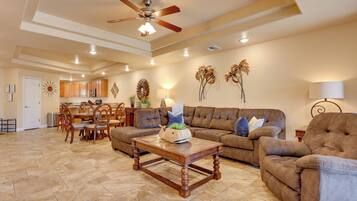 Apartment (2 Bedrooms) | Bahagian dalam