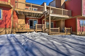 Apartment (3 Bedrooms) | Interior - Idyllic Mount Snow Condo w/ View & Amenities! (West Dover)
