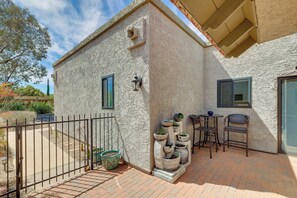 Apartment (2 Bedrooms) | Interior - Bright Carefree Home: Private Patio, Pool Access! (Carefree)