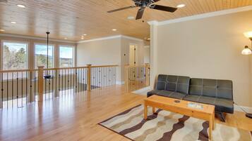 Rumah (4 Bedrooms) | Interior