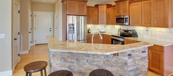 Stunning Nebo Lake House w/ Deck & Views!