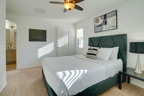 House (3 Bedrooms) | Interior - Bright Goodyear Home: Community Pool, Hot Tub (Goodyear)