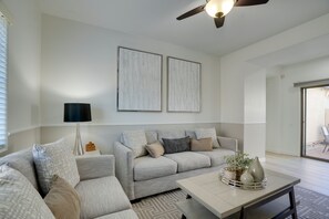 Interior - Bright Goodyear Home: Community Pool, Hot Tub (Goodyear)