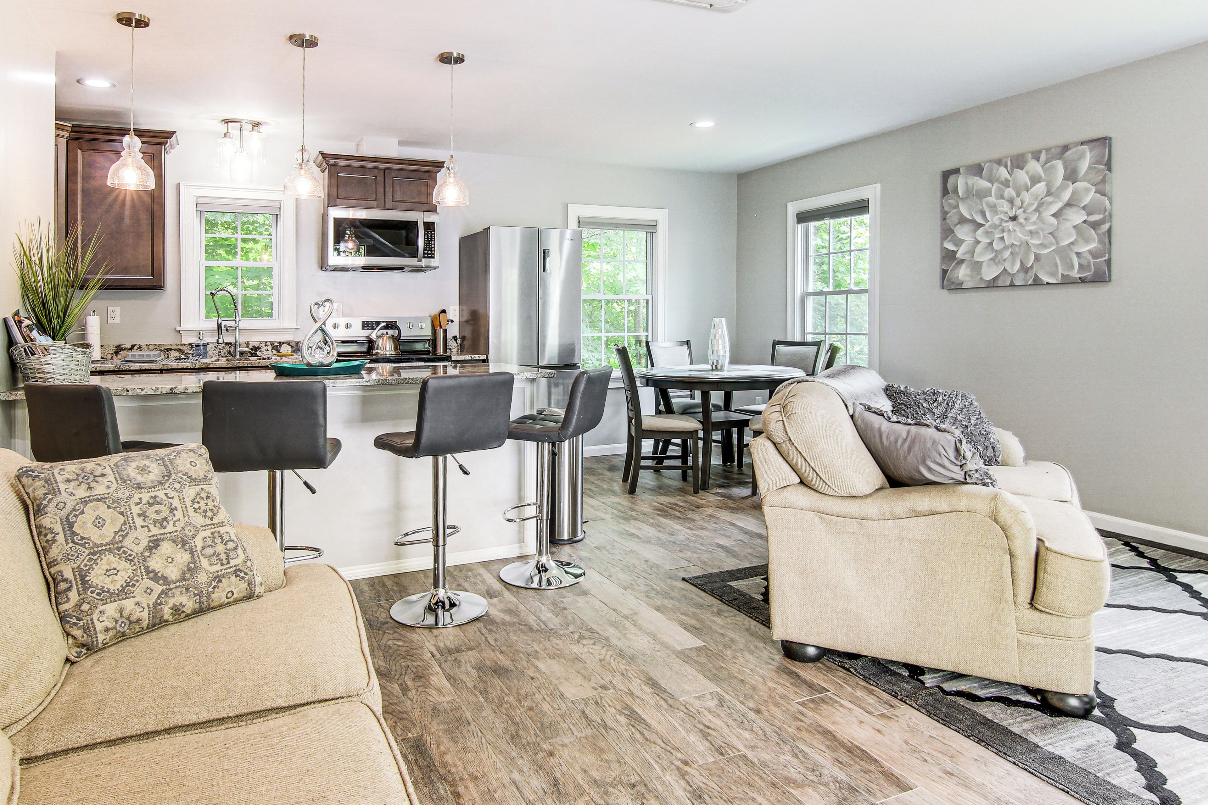 House (2 Bedrooms) | Interior