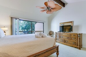 Interior - Golf Course Views & Beach Access: Shipyard Villa (Hilton Head Island)