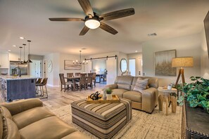 House (3 Bedrooms) | Interior