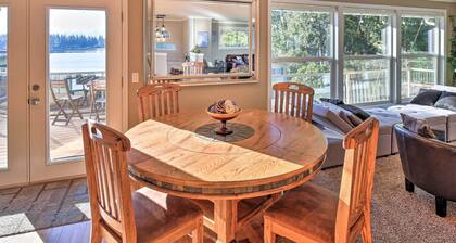 Stunning Kent Lake House w/ Private Dock!