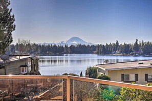 Interior - Stunning Kent Lake House w/ Private Dock! (Covington)