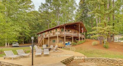 Pet-friendly Cabin w/ Dock on Lake Martin!