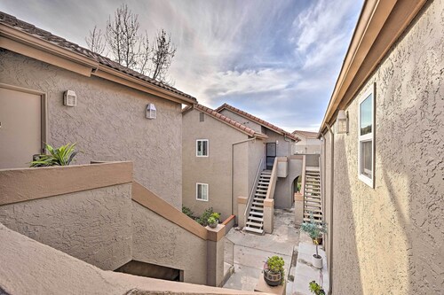 Vibrant Solana Beach Condo, 1 Mi to Beaches!