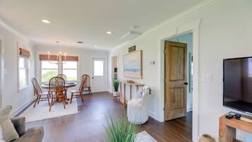 Cottage (1 Bedroom) | Interior