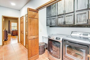 House (4 Bedrooms) | Interior - Riverfront Lake Lure Lodge w/ Deck on 13 Acres (Rutherfordton)