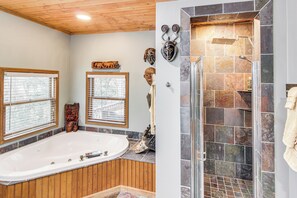 House (4 Bedrooms) | Interior - Riverfront Lake Lure Lodge w/ Deck on 13 Acres (Rutherfordton)